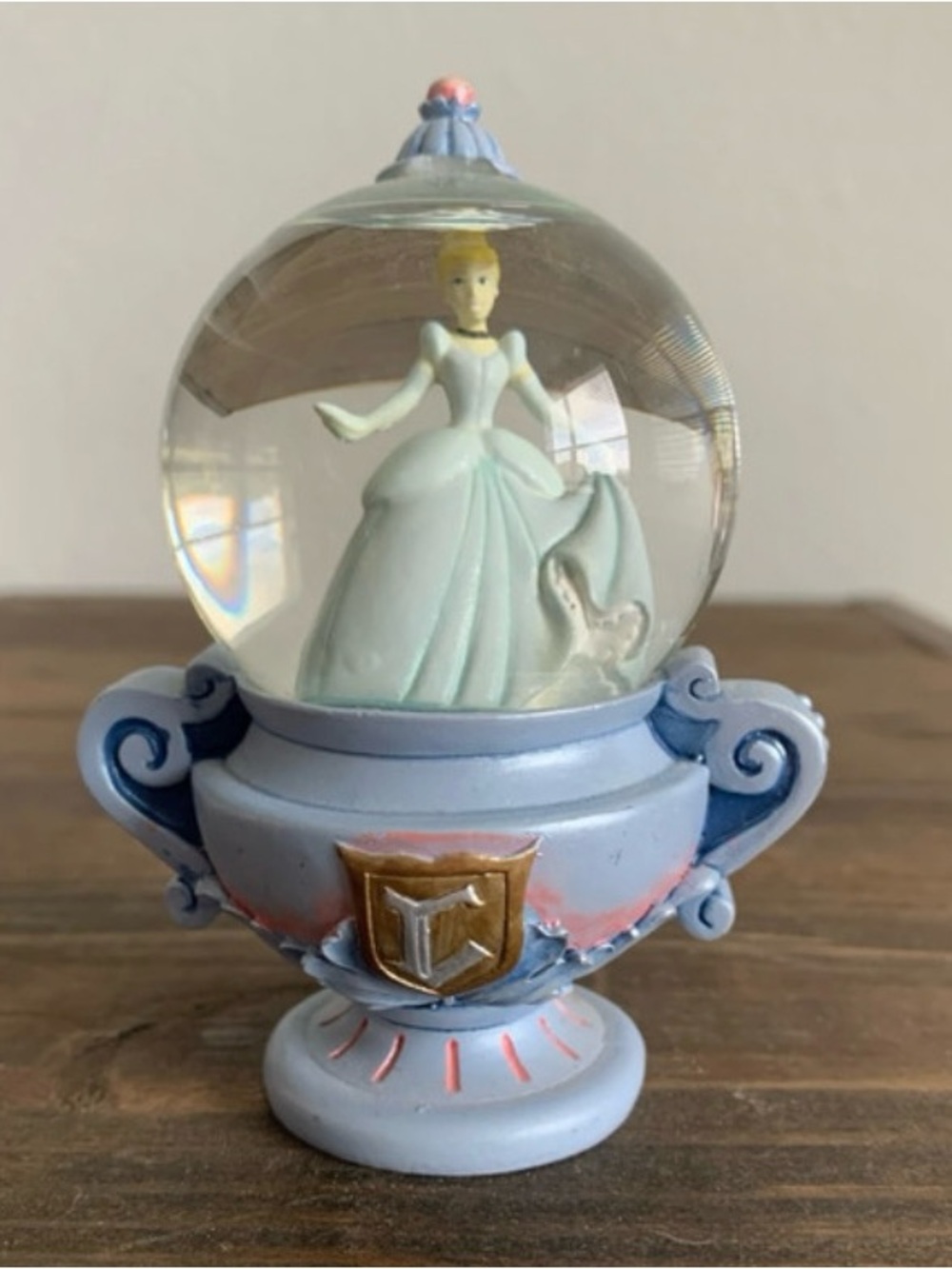 Disney store Cinderella miniature snow globe